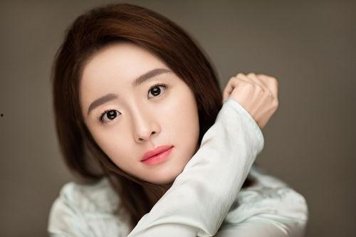 娱乐圈吃瓜主播星黛露