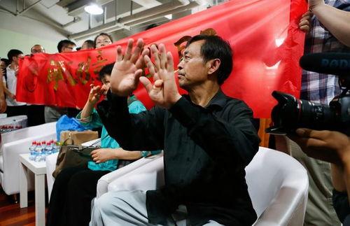 娱乐吃瓜酱大学生上课